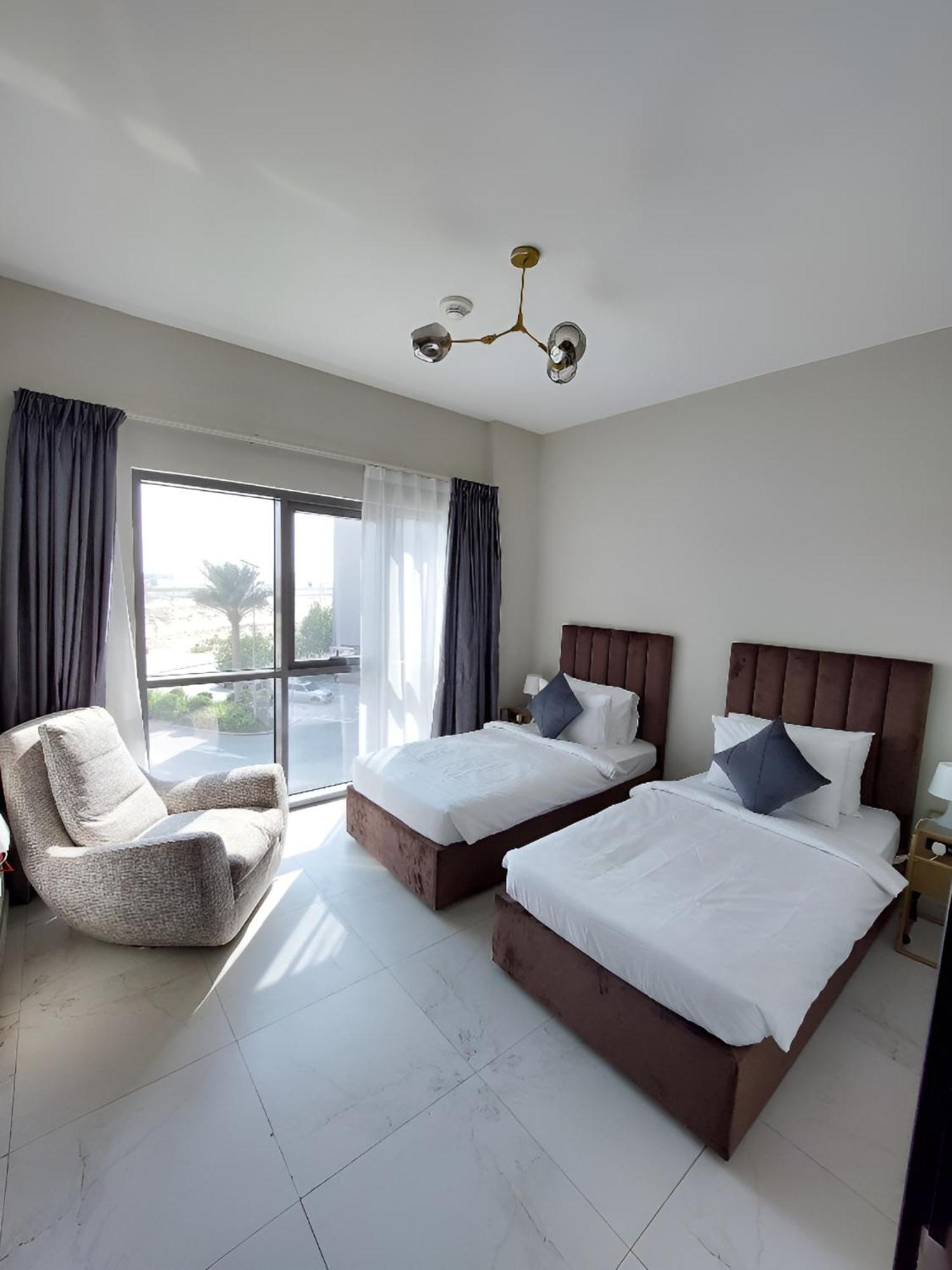 Budget-Friendly 2Bd Near Expo With A Huge Pool Dubai Exterior photo
